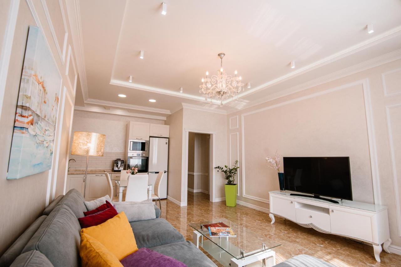 Luxury For Business & Pleasure Royal 1 Apartment Kiev Ngoại thất bức ảnh