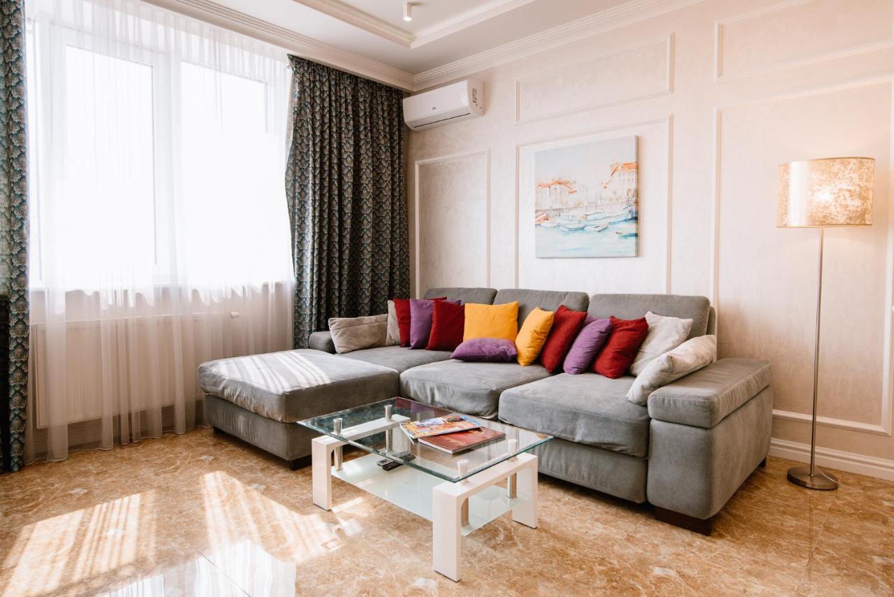 Luxury For Business & Pleasure Royal 1 Apartment Kiev Ngoại thất bức ảnh