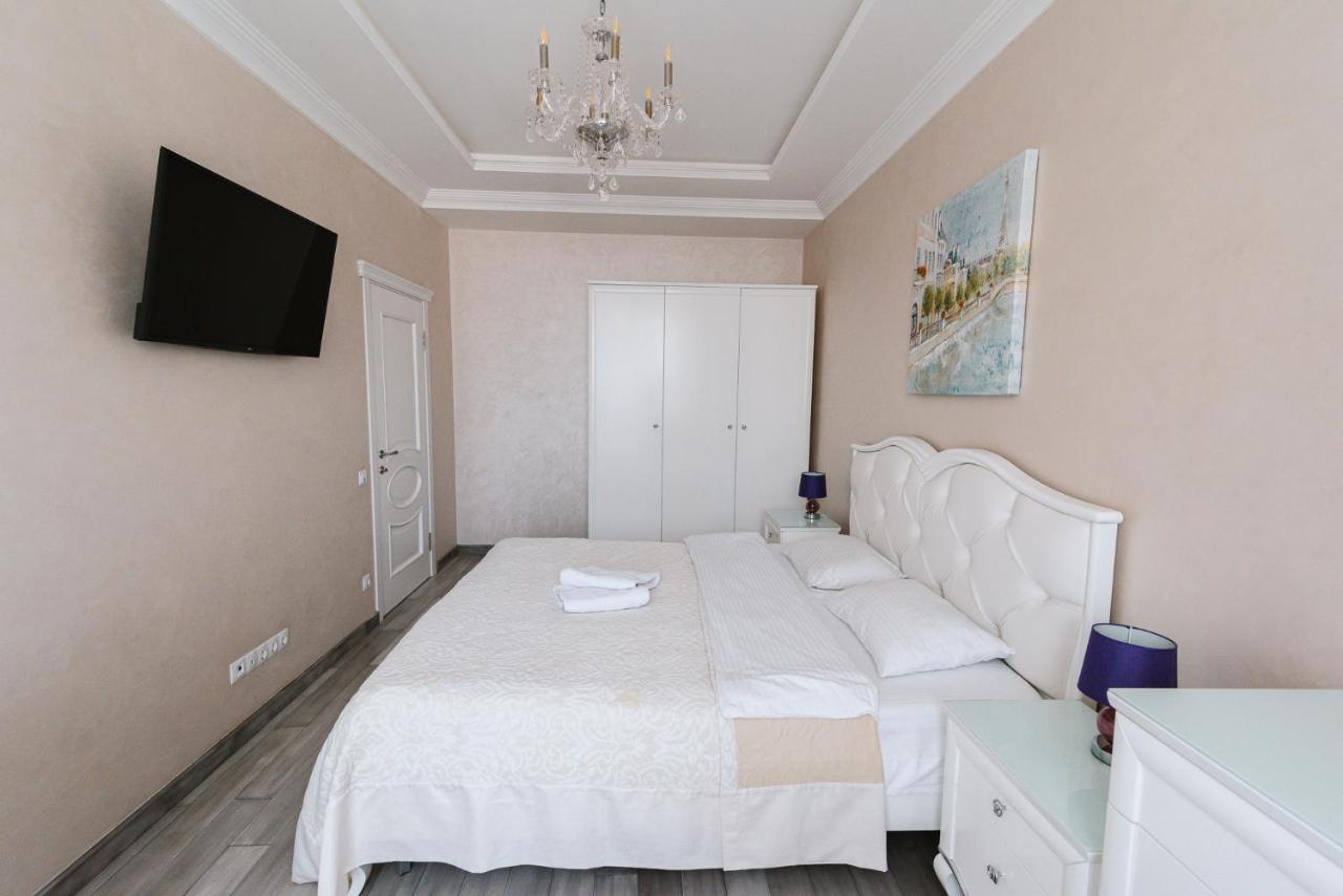 Luxury For Business & Pleasure Royal 1 Apartment Kiev Ngoại thất bức ảnh