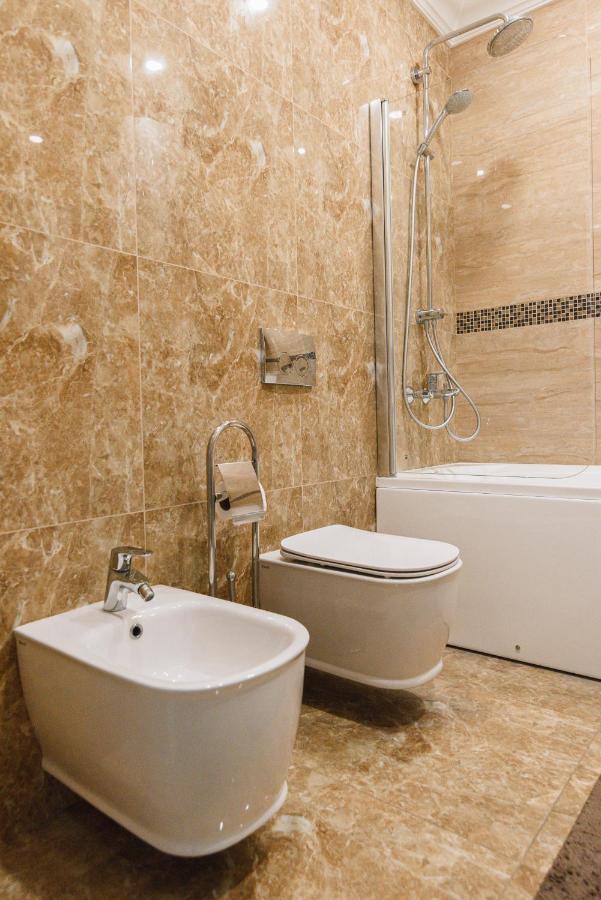 Luxury For Business & Pleasure Royal 1 Apartment Kiev Ngoại thất bức ảnh