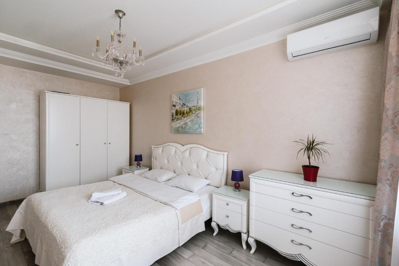 Luxury For Business & Pleasure Royal 1 Apartment Kiev Ngoại thất bức ảnh